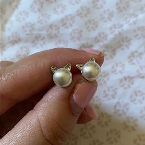 Silver/Pearl Cat Earrings